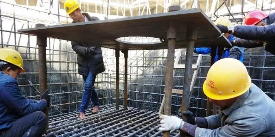Base Isolation Seismic Design in Dallas: Protecting Structures on Expansive Clay